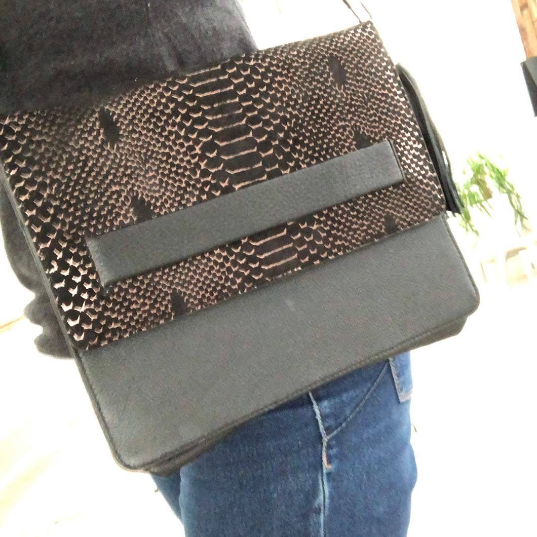 Aimee Kestenberg Tablet Ipad Purse Briefcase - City Girl Designer Vintage Closet