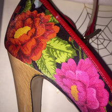 Charlotte Olympia Flora Platform Stiletto Shoe Made in Italy  Sz 9 - City Girl Designer Vintage Closet
