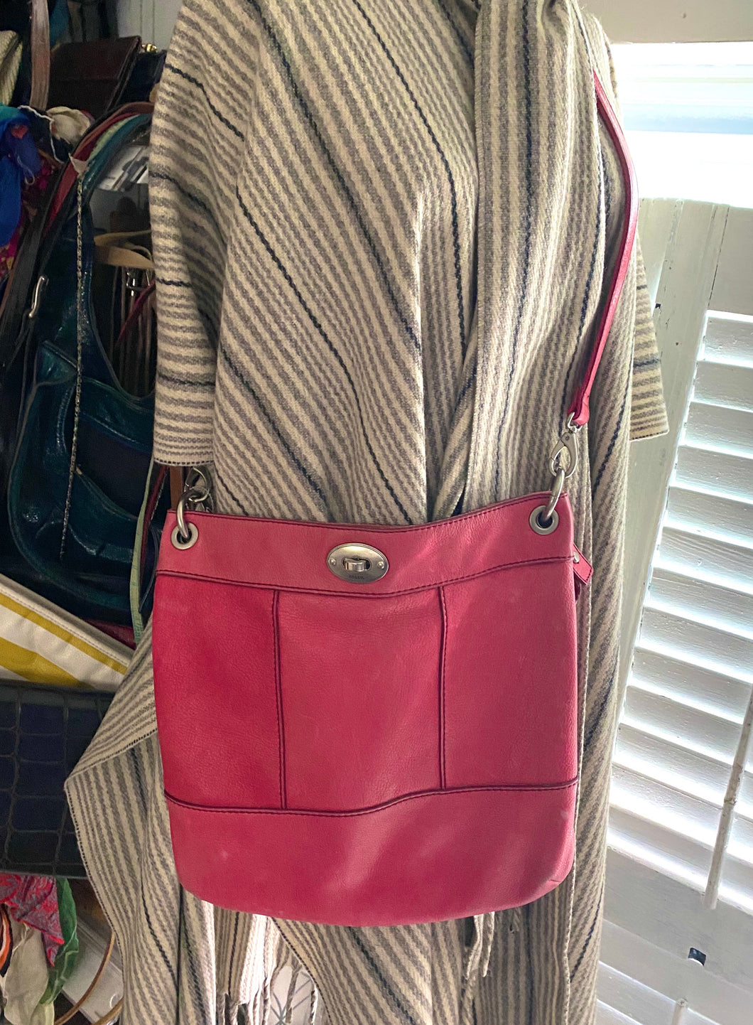 Fossil  Pink Covertable  Cross Body Bag - City Girl Designer Vintage Closet