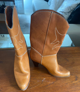 Tan Leather Cowboy boots With Cream Color Top Stitching 8.5 - City Girl Designer Vintage Closet