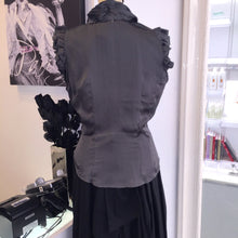 Lapis Ruffled Fitted Grey Shirt Sz L - City Girl Designer Vintage Closet